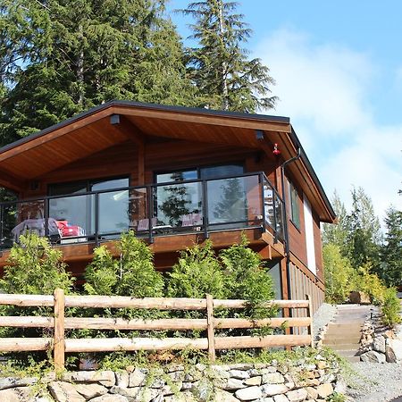 Tilby'S Rainbow Cottage Port Renfrew Kültér fotó