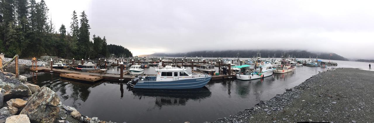 Tilby'S Rainbow Cottage Port Renfrew Kültér fotó